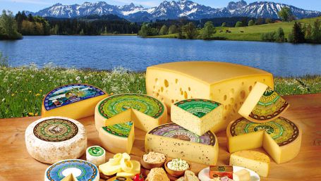 Käse von der Schönegger Käsealm